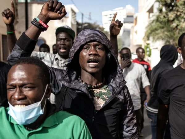 Berita Presiden Senegal menarik kembali penundaan pemilu setelah pengadilan tinggi menolak upaya tersebut