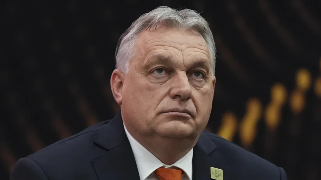 Mantan Presiden Trump memuji Viktor Orbán yang 'fantastis' 