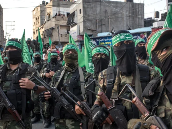 Pejabat Hamas kelompoknya bersedia melucuti senjatanya