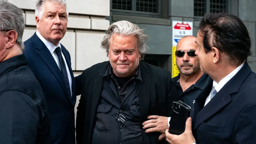 Sidang penipuan kriminal Steve Bannon di New York 