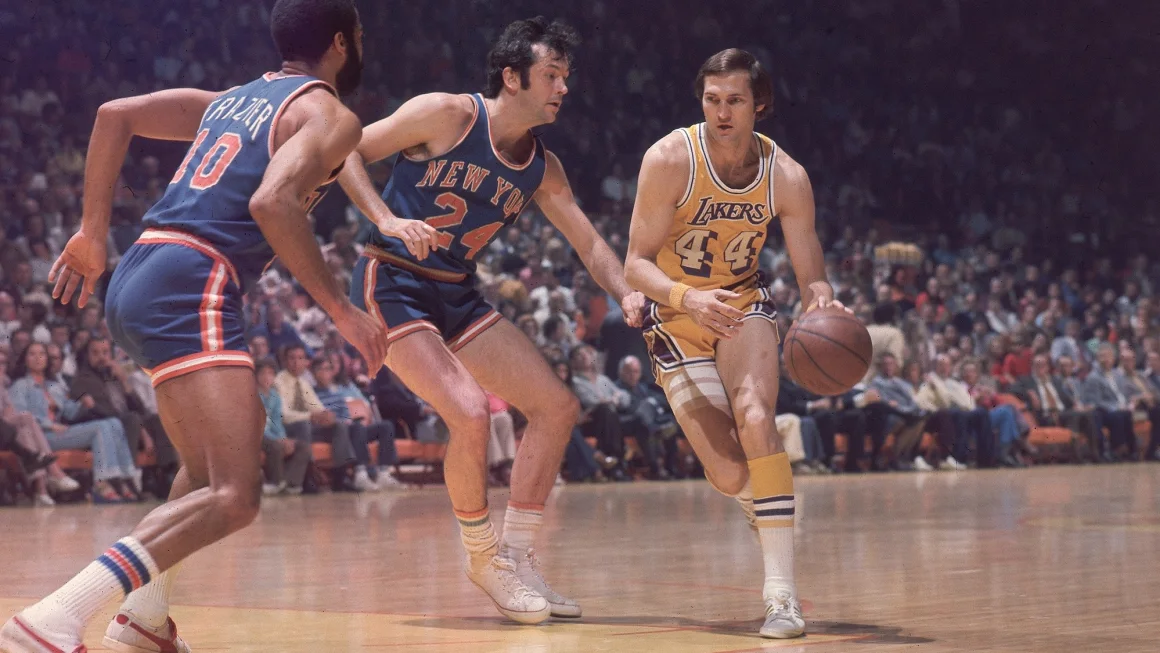 Siluet mendiang guard Lakers Jerry West menginspirasi logo NBA