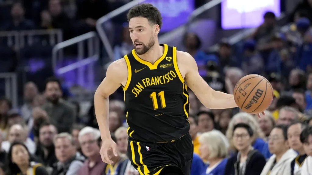 Klay Thompson dilaporkan setuju untuk berurusan dengan Dallas Mavericks