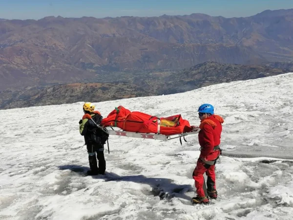 Mayat pendaki Amerika ditemukan oleh sesama pendaki Amerika