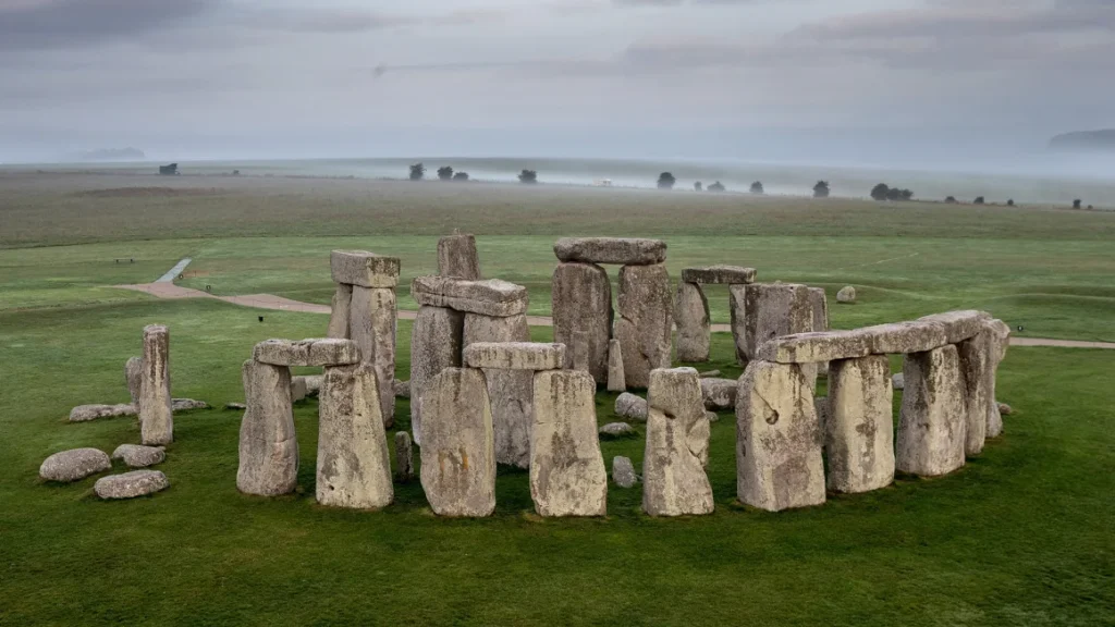 Pencarian asal usul Batu Altar misterius Stonehenge semakin intensif